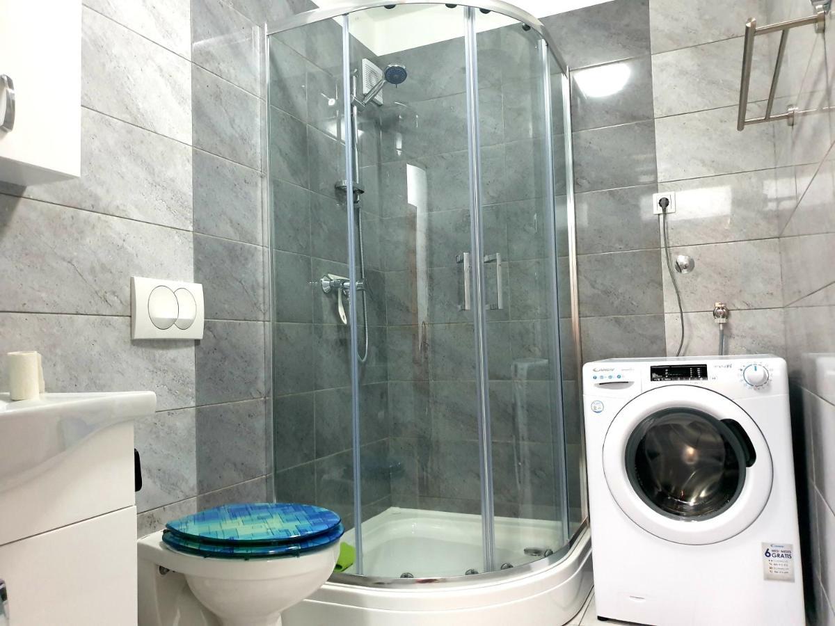 Apartment Mon Cheri-Located In A Quiet Neighbourhood Near Beaches Free Parking 普拉 外观 照片